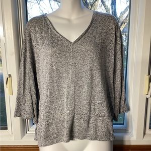 Gillian & O’Malley Grey Bell Sleeved Sleep Shirt Size Medium